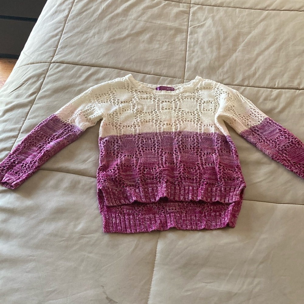 Girl’s casual sweater